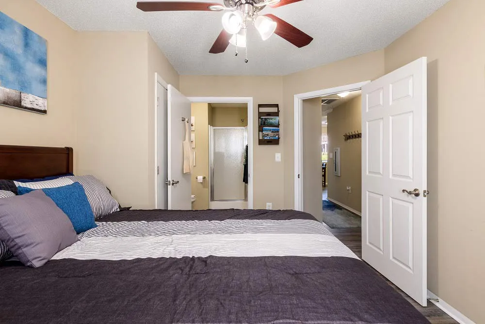 2 bedroom student apartments near ECU greenville nc the quarterdeck student living at The Quarterdeck