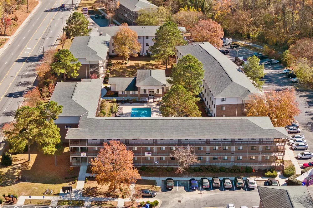 student apartments close to ECU greenville nc pet friendly clubhouse sky view at The Quarterdeck